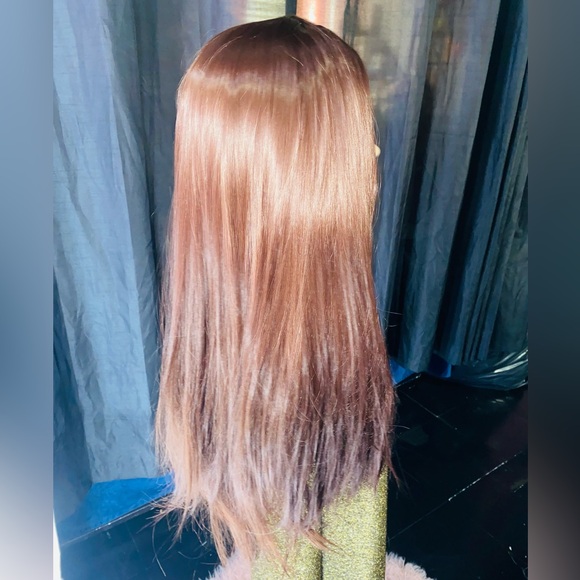 Wig - Picture 3 of 3